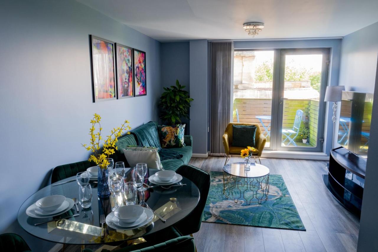 ברמינגהאם Pahuna Ghar Birmigham City 2 Bedroom Apartment- Short To Mid Term Let-Free Secure Parking מראה חיצוני תמונה